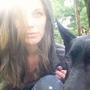 Meet your Posher, Dana